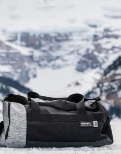 S22 BAUER COLLEGE LE DUFFLE 5 S22 BAUER COLLEGE LE DUFFLE -Professional Skate Service image 769